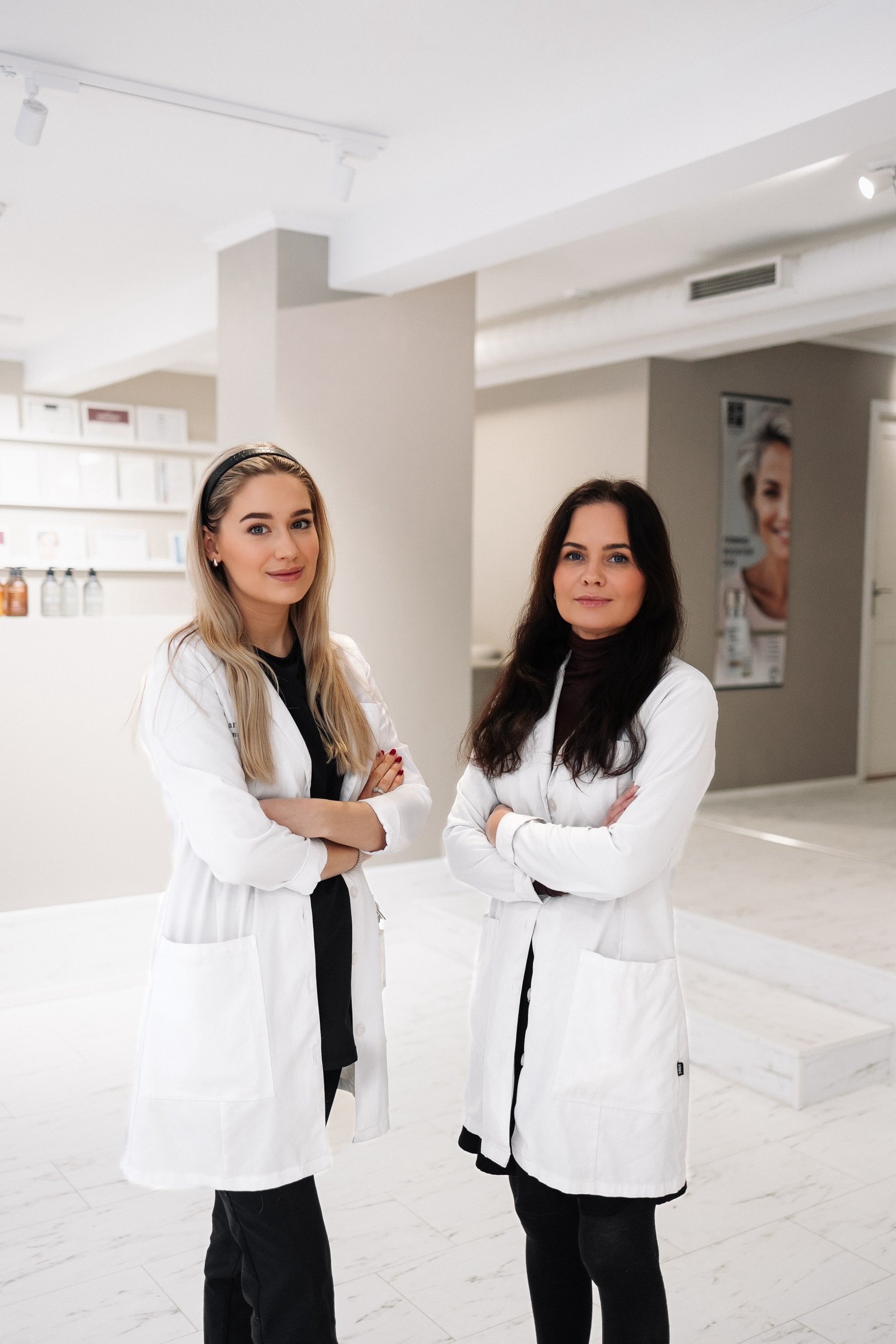 Korridoren i lokalene til Skin Clinic Molde
